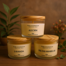 Kit 2 Vela aromática artesanal PREMIUM 150g - Vários Aromas - Com especiarias e tampa de madeira